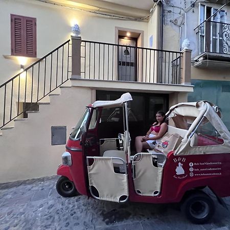 B&B San Nicodemo Ciro Екстериор снимка